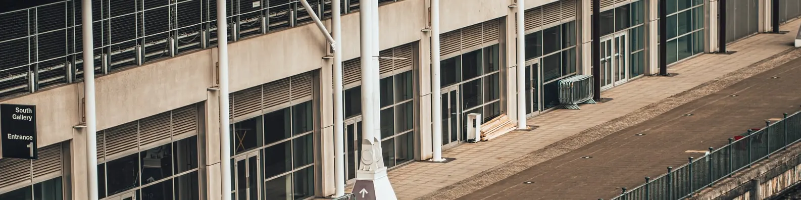 How To Reach The Entrance Background